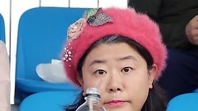 이정은, 나이 50세 실화? '기생충' 가정부→'동백꽃 필 무렵' 공효진 엄마, 남편&결혼 알고보니?