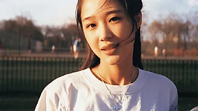 [☞핫키워드]배용준 전여친 이사강, 론과 결혼, '송혜교'보다 우월했던 과거 미모 '눈길'…이사강 집안, 이사강 나이