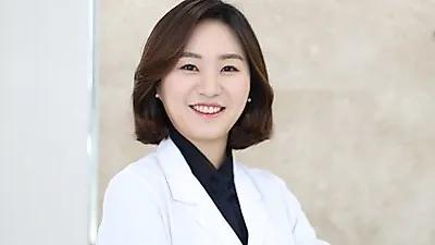입 속에서 수십 년 함께 할 임플란트, 시술 전 자세히 알고 시술 받아야