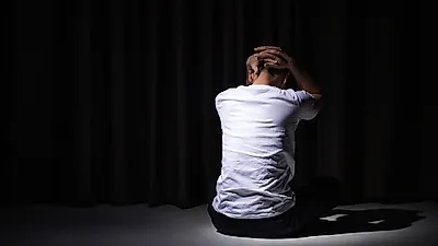 소득이 있는 채무자, 빚이 너무 많아 고민될 때…개인회생 vs 개인파산 중 어떤 것을 선택해야하나?