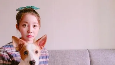 김가은, 반려견과 날아갈 듯 쫑긋 세운 귀 닮아 '귀요미'