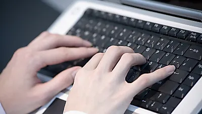 교육부 정식평가인정기관 한국열린사이버대학교 평생교육원, ‘사회복지사 2급’ 특별과정 오픈