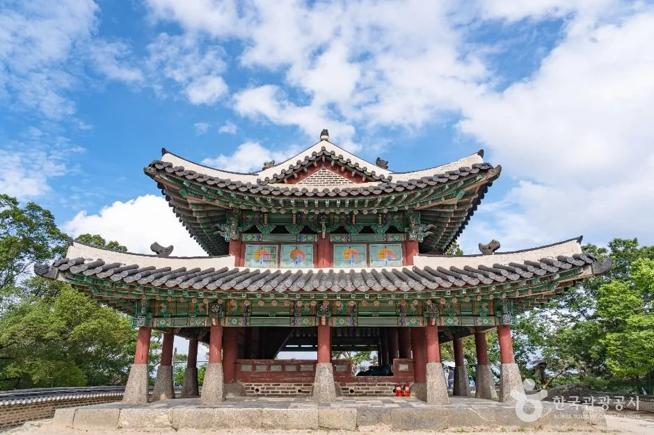 Sueojangdae at Namhansanseong — FAMTIMES