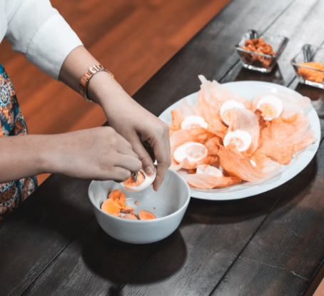 20대 여성은 식사량 부족 50~60대 남성은 과다