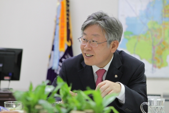 [지자체장에게 듣는다] 이재명 성남시장