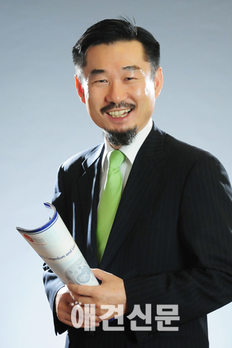 [인터뷰-아듀2013] ③전자밴드 샤인, 모델 나유미, 고정록 대표