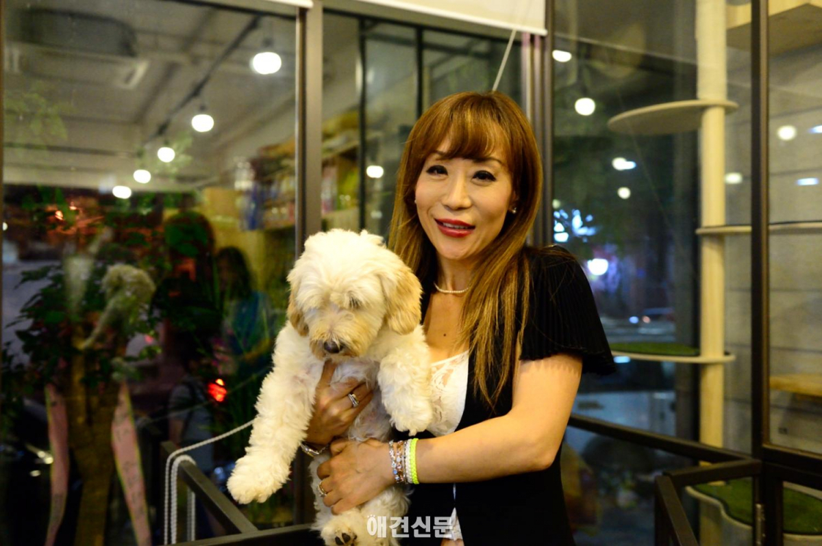 동물보호시민단체 카라, 더불어숨 센터 개관..