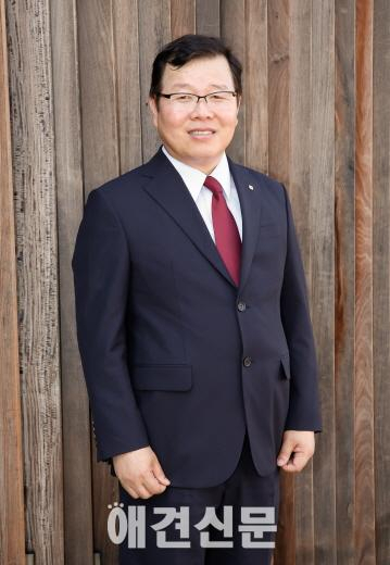 [인터뷰] 한국동물병원협회 허주형 회장 "카하엑스포, 반려동물이 진정한 가족이 될 수 있도록"