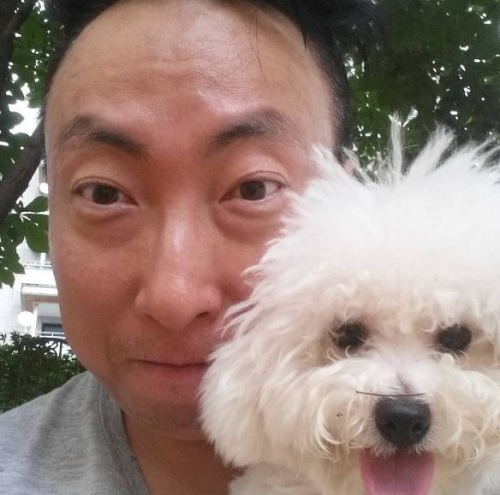 박명수, 애완견과 얼굴 맞대며 흐뭇한 미소