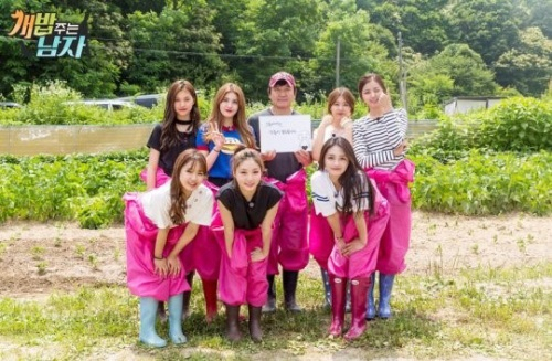 '개밥남' 주병진·아이오아이, 유기견 입양 독려 "많은 관심 부탁"