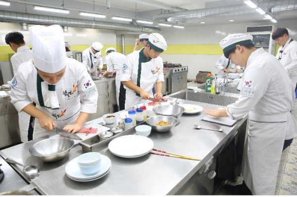 한호전 호텔조리학과, 실무교육으로 취업난 뚫는다