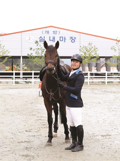 함안군, 직장인 승마강습반 운영