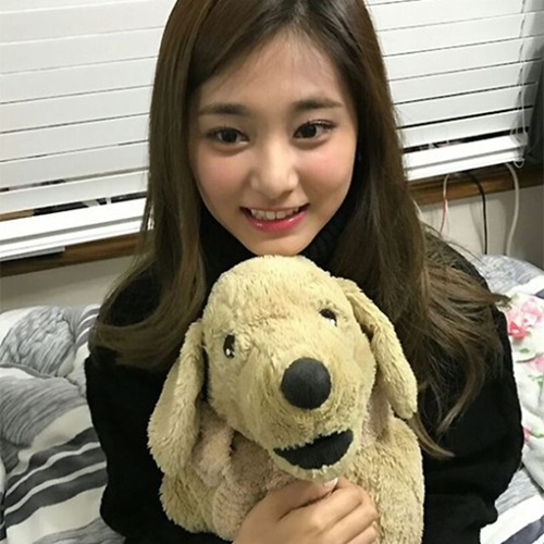 트와이스 쯔위, 날마다 리즈 갱신하는 미모...'어떻길래?'