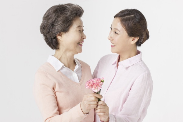 "어버이날, 지금 감사의 마음을 표현하세요!"