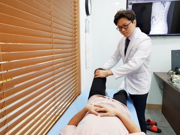 수상스포츠 중 느껴지는 무릎통증, 십자인대파열 의심해야