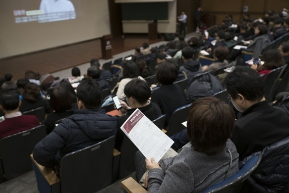 강남하이퍼학원 의대관, 재수에 대한 두려움부터 없애는 프로그램 제시