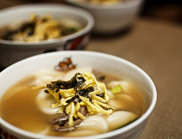 떡국을 맛있게 요리하는 법