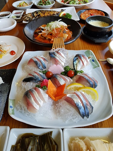 해운대 맛집 "한어부의 고등어사랑 해운대점", 고등어회, 구이 조림 등 풍미 가득