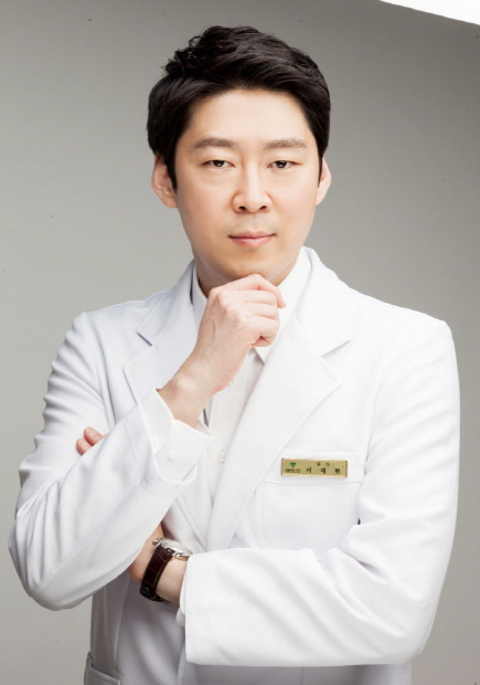 미적, 기능적 문제가 될 수 있는 덧니, 치아교정으로 해결