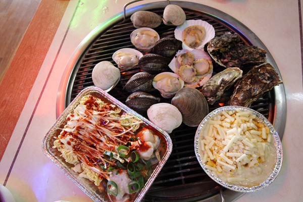 제부도 맛집 '선창횟집', 바다 석영을 보며 음미하는 조개구이