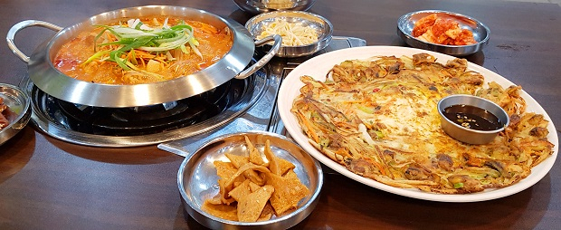 광주 용봉 전대맛집 탐방...'부함식당' 용봉점, '인기예감' 신메뉴 공개, '가성비' 요리 이어가