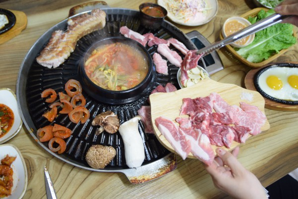 깨끗한 제주 서귀포 흑돼지 맛집 '도가촌', 품질 좋은 제주산 흑돼지 제공