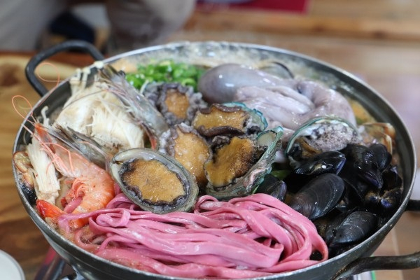 성산일출봉 해물탕 맛집 '한성식당', 해물탕 주문 시 옥돔구이 서비스