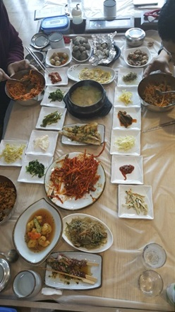 직접 잡은 참꼬막으로 만든 보성 벌교 맛집, '장도웰빙꼬막정식'