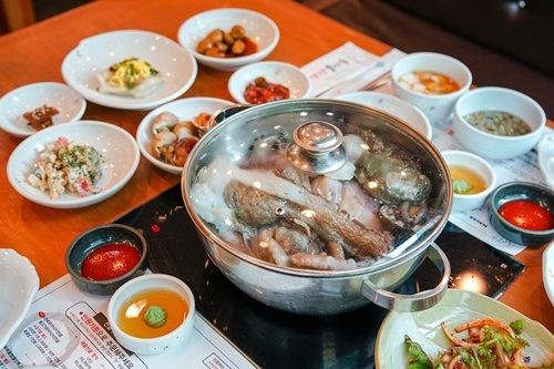 군산 은파유원지 맛집 한소끔, '푸짐하고 맛좋은 해산물로 여름철 몸보신'