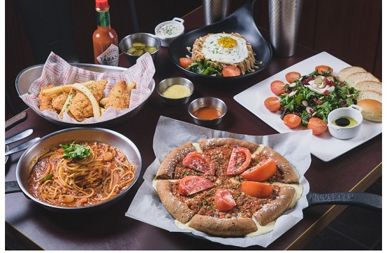 풍성한 치즈와 다양한 토핑 추가 대전 둔산동 맛집 '리골레토 시카고피자 대전 둔산점'