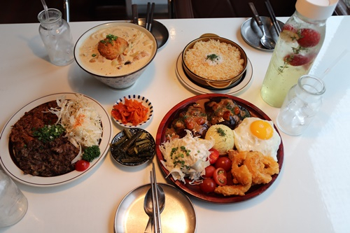 홍대맛집 '토끼정 홍대점', 남다른 비주얼의 일본 가정식 레스토랑으로 알려져