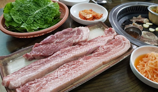 제주 중문 맛집 '오르막가든', 초여름 맞이 흑돼지 맛집기행