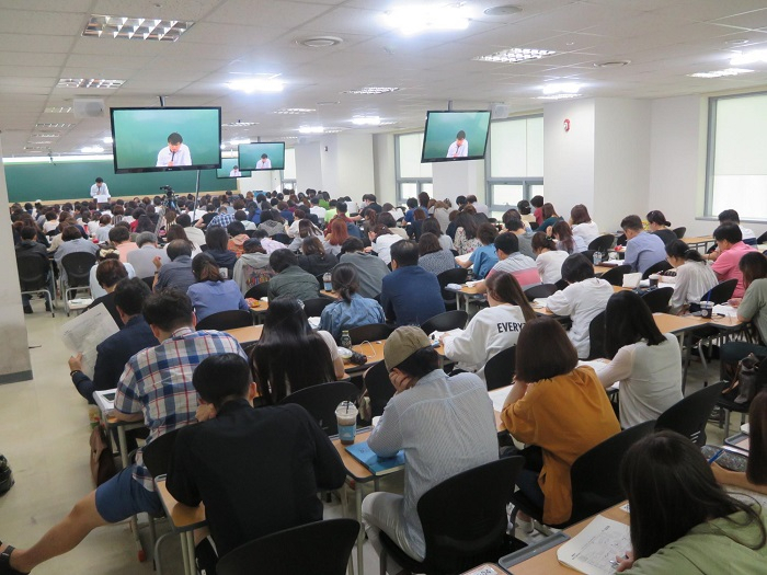 무료인강카페 공인모, 공인중개사시험 및 주택관리사시험 독학생 멘토링 위한 합격자클럽 운영