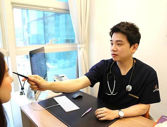 턱부터 승모근, 그리고 종아리까지 "보톡스"시술 증가해…