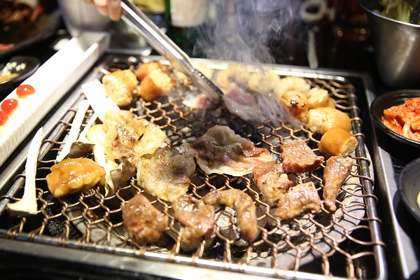요즘  대세는 곱창, 대창? 사당역 맛집 탐방 '왕배화로'