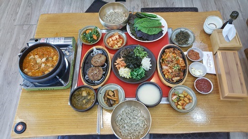 곤지암 맛집 '청국장과보리밥', 유기농 자연발효식 상차림 선보여