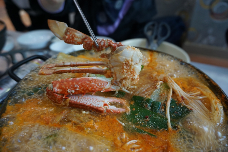 안면도 맛집 '시골밥상', 사시사철 맛볼 수 있는 게국지 원조 맛집