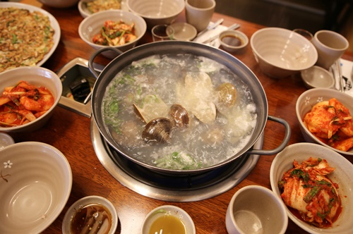 인천 구월동 맛집 백합칼국수 구월점에서 특별레시피 맛볼 수 있어