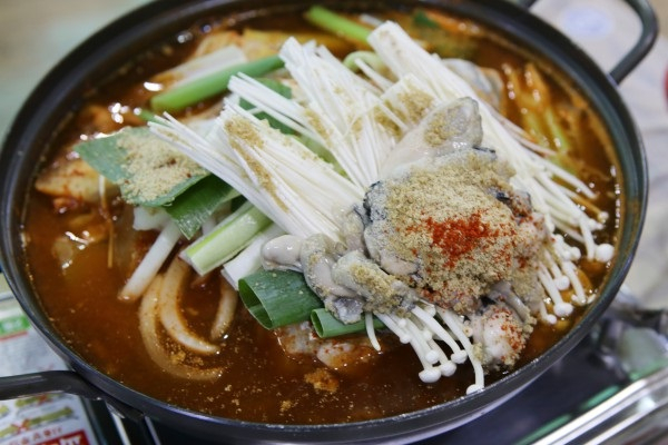 안면도 맛집 '꽃지꽃게집'에서 맛보는 게국지와 꽃게장