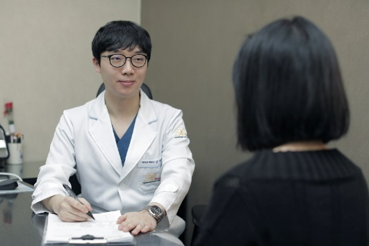 "피부를 지키자", 피부과에서 알려주는 '스컬트라' 동안비결