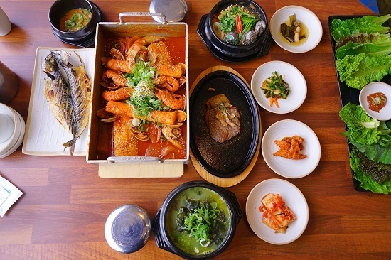 제주 애월 맛집 '제주광해 애월점' 바다 전경 바라보며 갈치 요리 등 식사 가능해