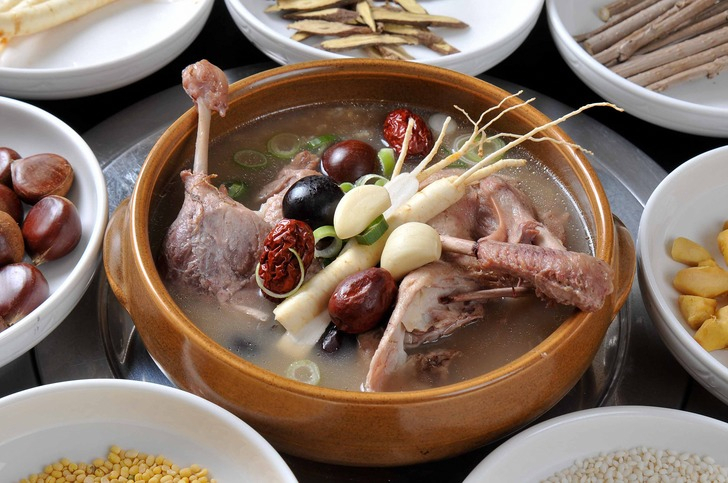 며칠 안 남은 초복, 압력솥 이용한 오리백숙 만들기