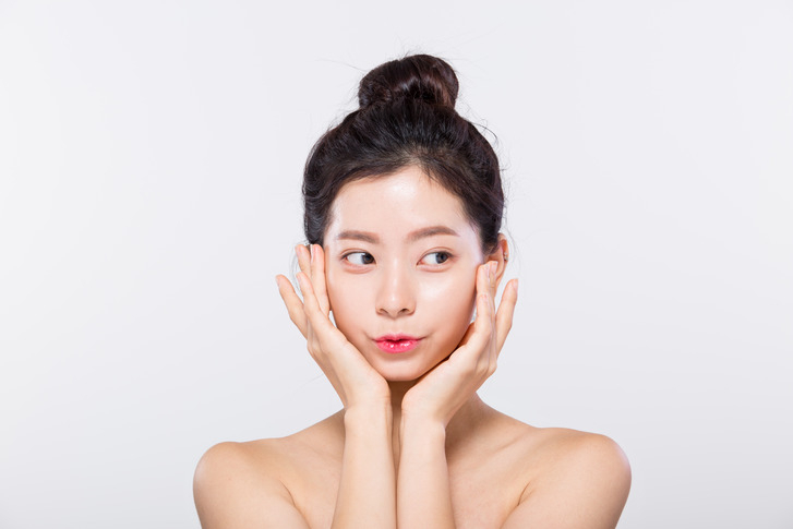 갸름한 V 라인 얼굴을 위해, 얼굴살 빼는 법 알아보자