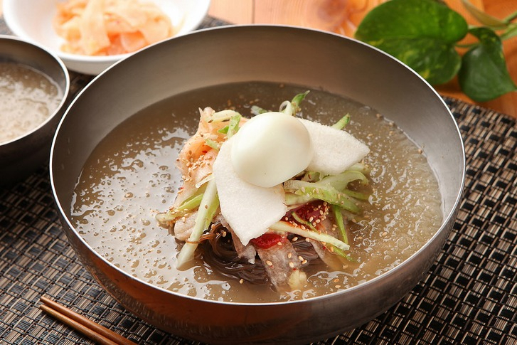 냉면집 못지 않은 맛, 집에서 만드는 백종원 비빔냉면 양념장 만드는 법은?