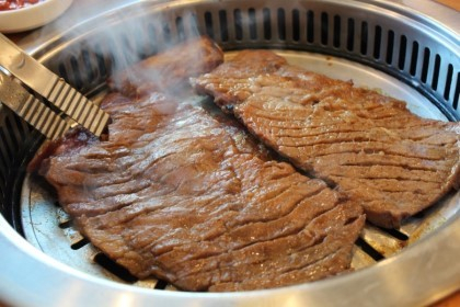 효창공원맛집 '풍년숯불갈비', 한 자리에서 15년 운영하며 정통갈비 제공