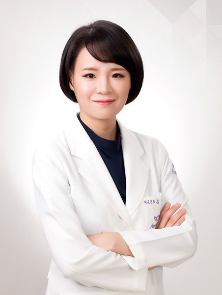 여름철 피부관리와 피부탄력 회복에 도움될 수 있는 물광주사와 리쥬란힐러