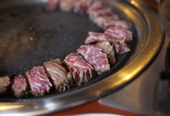 이베리코 목살·삼겹살 맛 볼 수 있는 회식 모임장소, 선릉역 맛집 '봉우이층집'