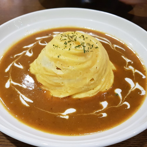 송도 맛집 '델리커리', 30가지 재료가 배합된 숙성카레 선보여
