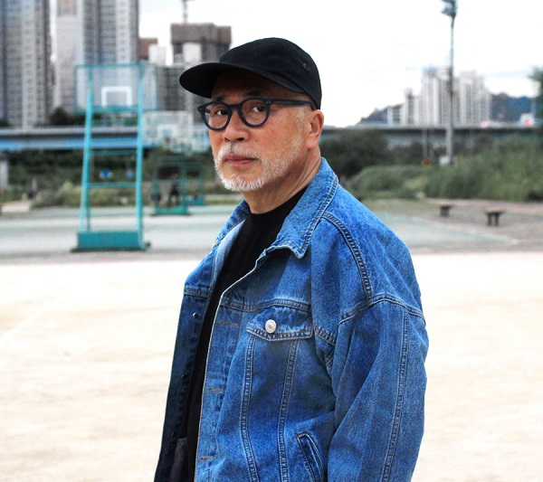 SNS 패션 스타 김파더가 모델로 활동하는 2030대 남자쇼핑몰 하이파더(Hi FATHER)
