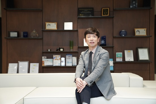 노안과 백내장 동시에 수술 가능할까
